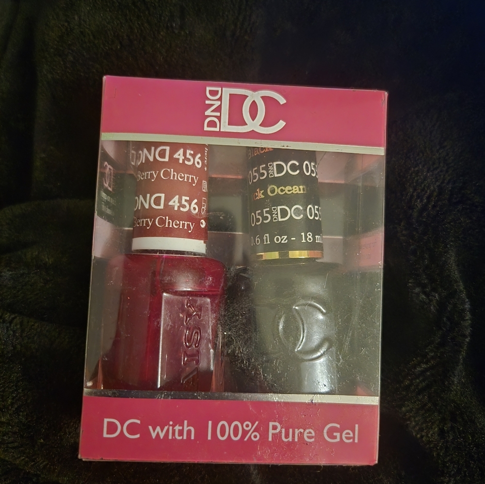 DC Pure Gel Nail Polish Duo - Cherry and Black